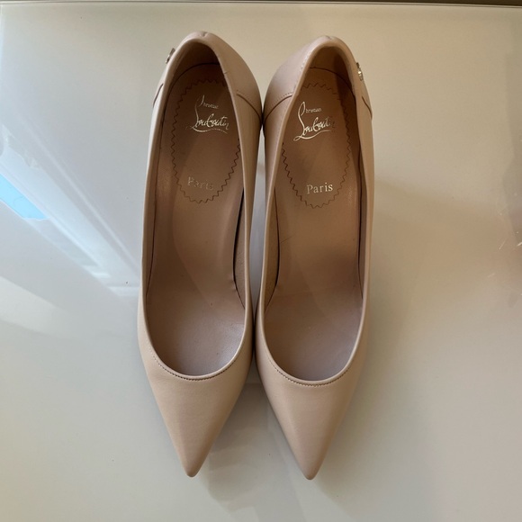 Christian Louboutin Women's Cream Pumps - Picture 7 of 12
